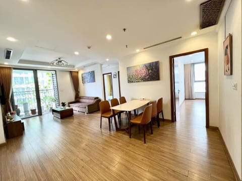 BOM HOMES- Vinhomes Timescity-3Br-Luxury Apt Apartment in Hanoi