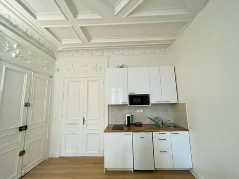 Ravissant studio style haussmanien - proche Paris - 20MC Appartement in Chatou