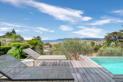 REF 212 - Le Cannet - Sea view villa for rent Villa in Mougins