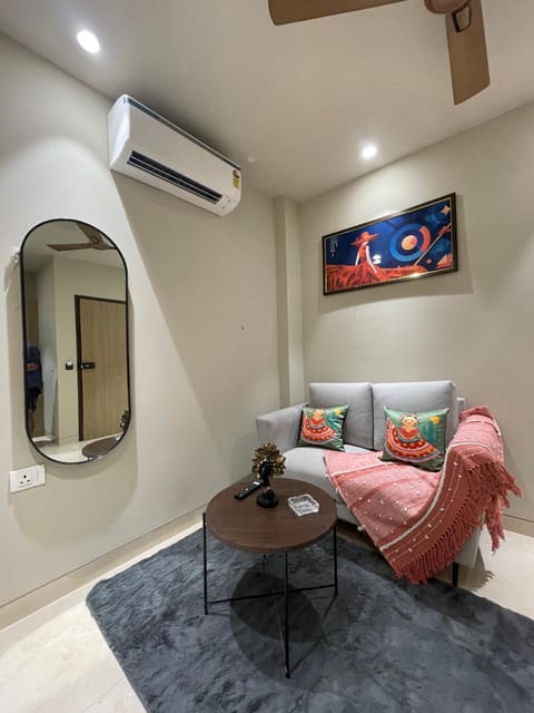 Living room, Seating area, air conditioner