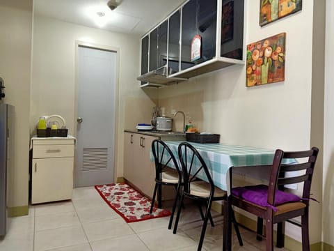 Affordable place to Stay Apartment hotel in Mandaluyong