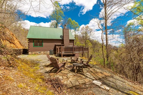 Moosehead Lodge House in Swain County