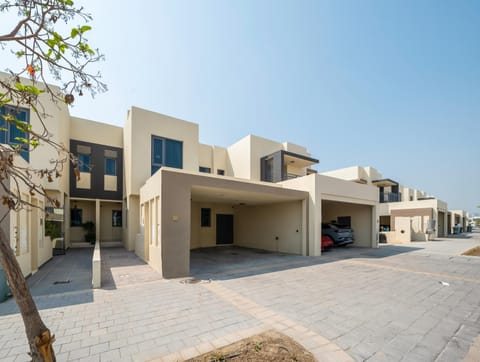 NewArabianMaple 1 villa-4BR & Maid Villa in Dubai