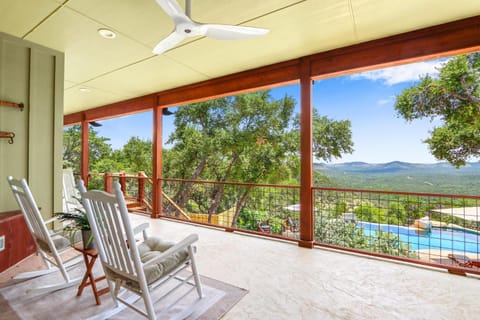 Panther Canyon House in Canyon Lake