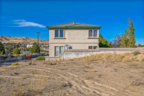 Beautiful Sunsets at 3BR Villa in Reno House in Reno