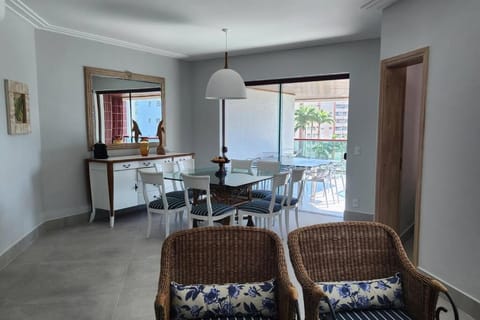 Apartamento com 4 Suítes na Rua da Praia do Módulo 6 na Riviera de São Lourenço Apartment in Bertioga