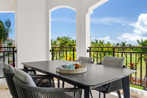 Balcony With Beach & Golf Course Views By Otium Apartment in Rio Grande