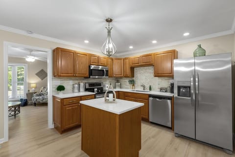 Kitchen or kitchenette, Dining area, dishwasher, oven, stove, toaster