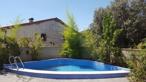 Patio, Garden, Swimming pool