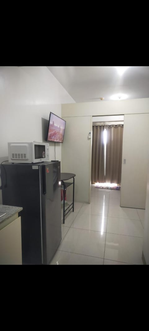 1br condo 25mins to NAIA SMDC South Hotel in Las Pinas