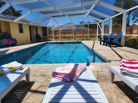 Patio, Pool view, Swimming pool, sunbed