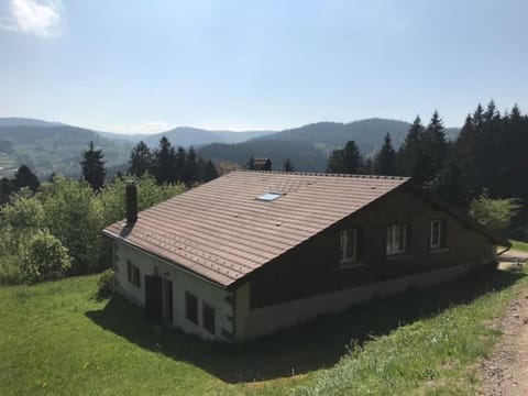 Ferme de Chenezeau - 15 personnes , 7 chambres House in Gérardmer