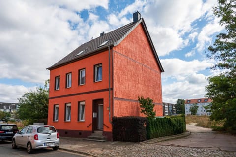 Property building, Street view, Parking