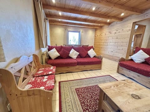 Chalet indépendant avec spa, sauna et cheminée à Notre-Dame-de-Bellecombe - 10 pers - FR-1-595-102 Chalet in Notre-Dame-de-Bellecombe