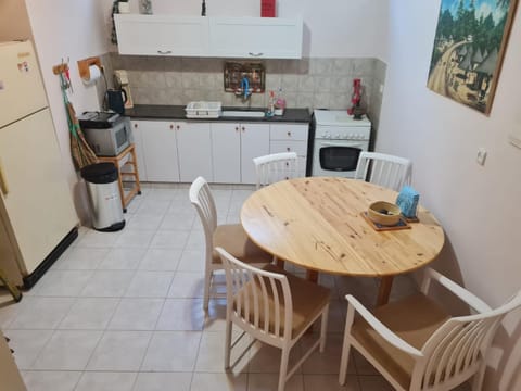 המקום של אמי Emmys Place Apartment in Haifa District