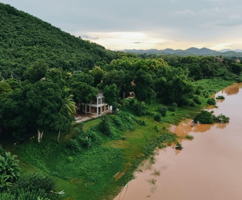 Loogmai Guesthouse Chiang Khan - เรือนแรมลูกไม้ เชียงคาน Resort in Vientiane Province, Laos