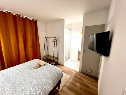 Le LEGO, 3 chambres, 8 personnes et parking, centre Apartment in Grenoble