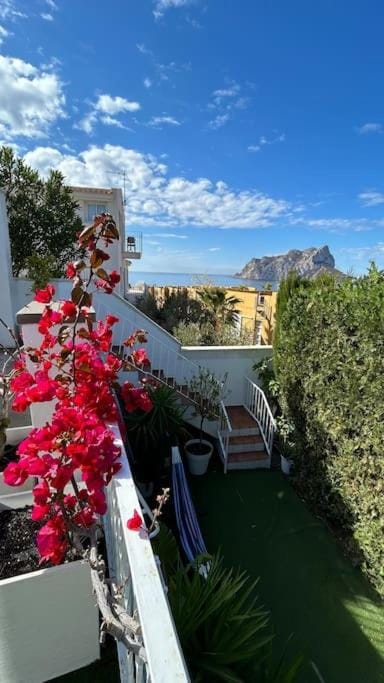 Natural landscape, Garden, View (from property/room), Mountain view, Sea view