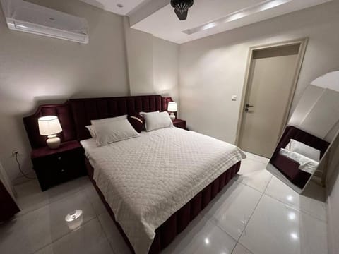 The Cozy Corner luxurious apartment & hotel Apartment in Lahore