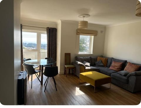 A cozy room walking distance to the beach with a private bathroom Vacation rental in Galway