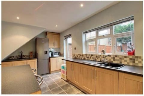 Charming 3 bedroom house House in London Borough of Ealing