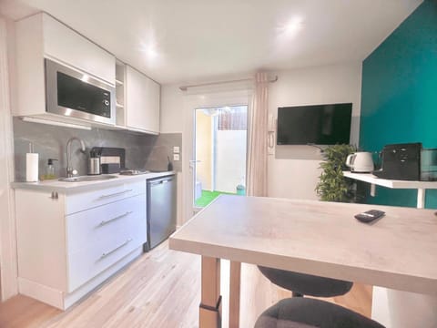 Maisonnette cosy avec extérieur en centre-ville Apartamento in Marmande