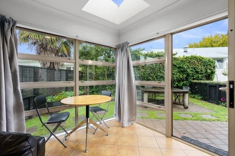 Dining area, Garden view