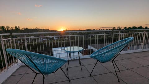 Balcony/Terrace, Sunset