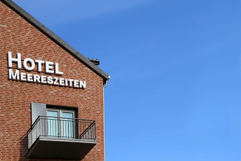 Hafenhotel Meereszeiten Hôtel in Heiligenhafen