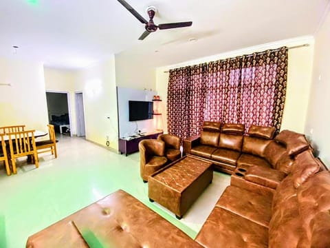 SatHouz Greenout Apartment in Lucknow