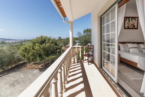 Day, Natural landscape, Balcony/Terrace