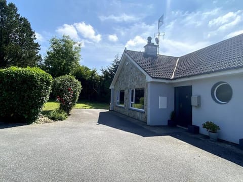 Gorgeous bungalow in Faithlegg, County Waterford House in County Kilkenny