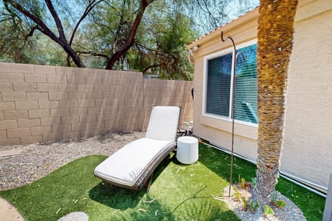 Scottsdale Retreat House in Scottsdale