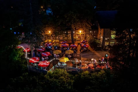 Starved Rock Lodge Hotel in Deer Park Township