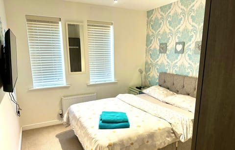 The Hideaway - Serviced Apartment with private parking Apartment in Humberston