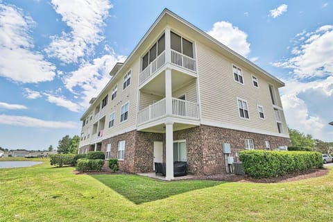 Relaxing 2BR Unit with Pool View! BF 1081 Apartment in Carolina Forest