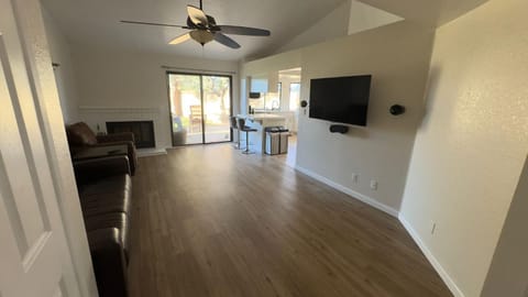 Oasis Hm near Rancho Vista- Shared Hm Vacation rental in Palmdale