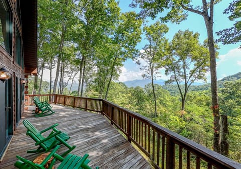 Hazey View Apartment in Swain County