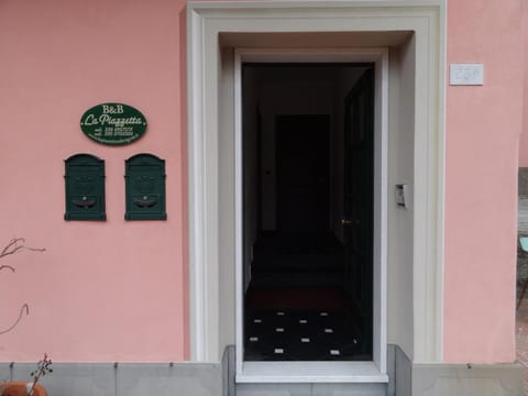 La Piazzetta Condo in Sestri Levante