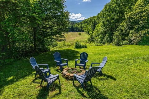 Alarka Creek Farmhouse House in Swain County