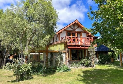 Property building, Day, Natural landscape, Garden