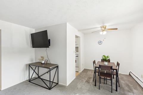 Midtown 3229i Cozy & Comfy I Free Parking Apartamento in Parma