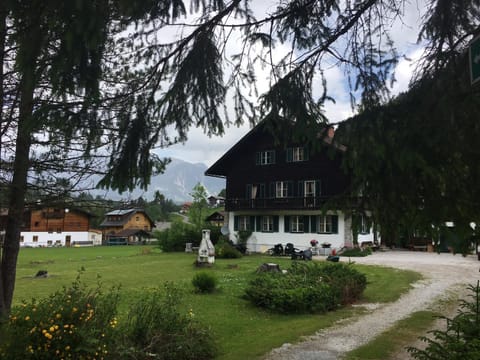 Forest Home Untertal Condo in Schladming
