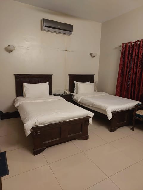 A One Guest House Karachi Bed and Breakfast in Karachi