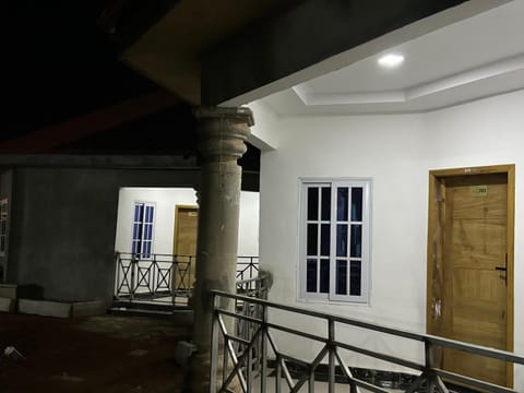 Octagon Executive Lodge, Kenyase Hotel in Ashanti Region, Ghana