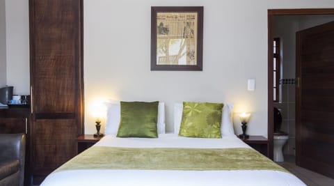 Queen Manor Boutique Guest House Bed and Breakfast in Eastern Cape