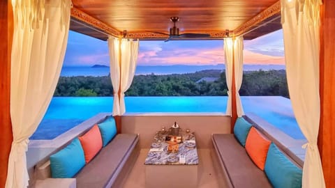 Dining area, Sea view