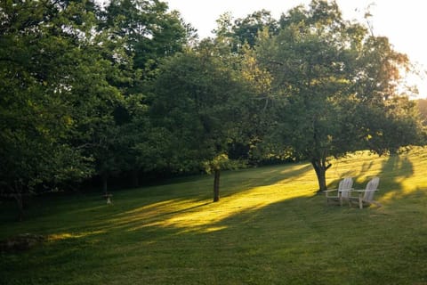 Stunning All-Season Renovated Barn Escape! Villa in Berkshires