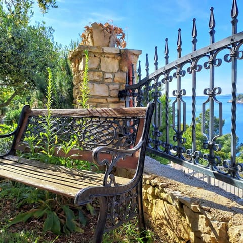 Spring, Day, Natural landscape, Garden, View (from property/room), Garden view, Sea view