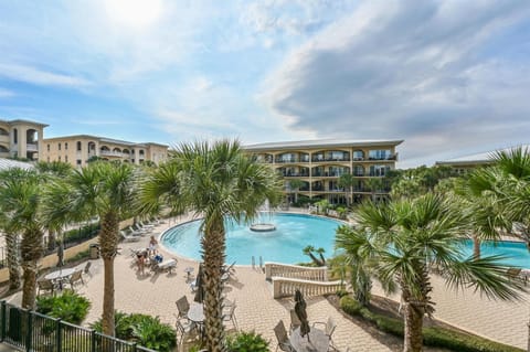 BMB - Vitamin Sea at Adagio Casa in Blue Gulf Beach